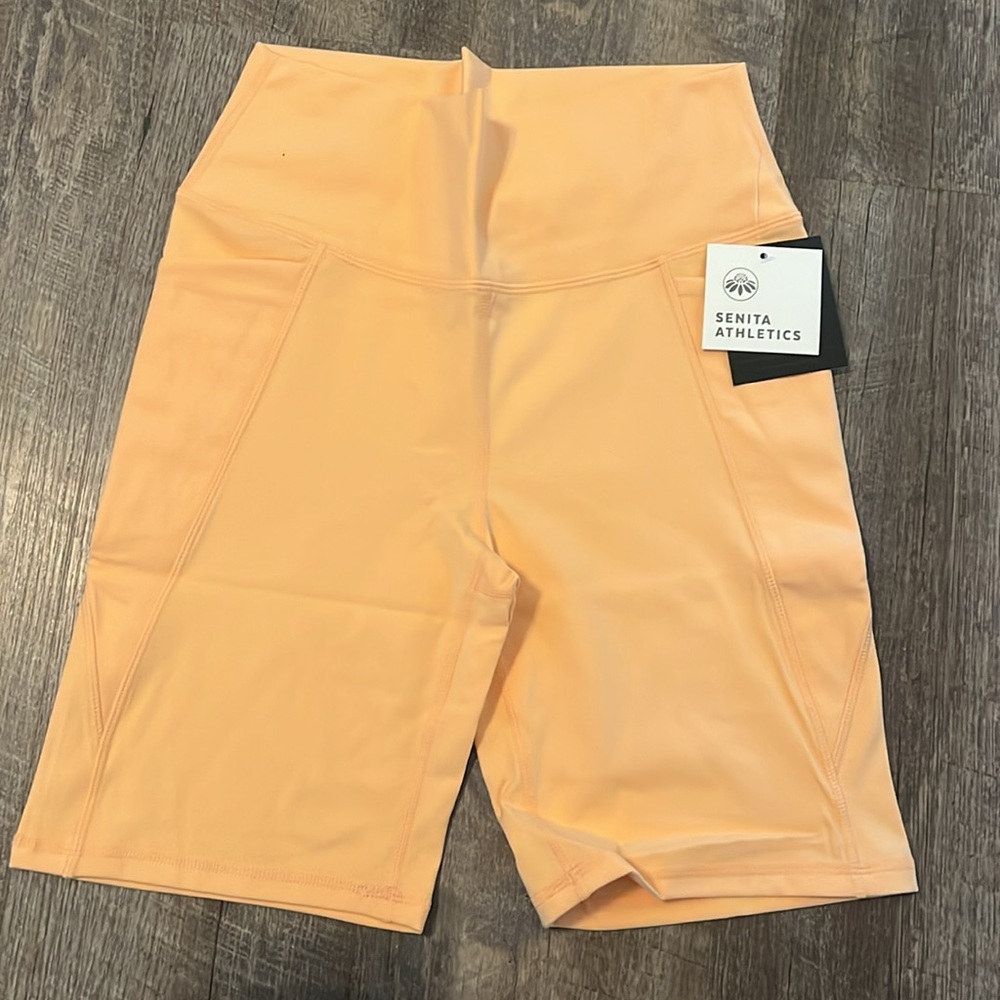 NWT Senita biker shorts 8”